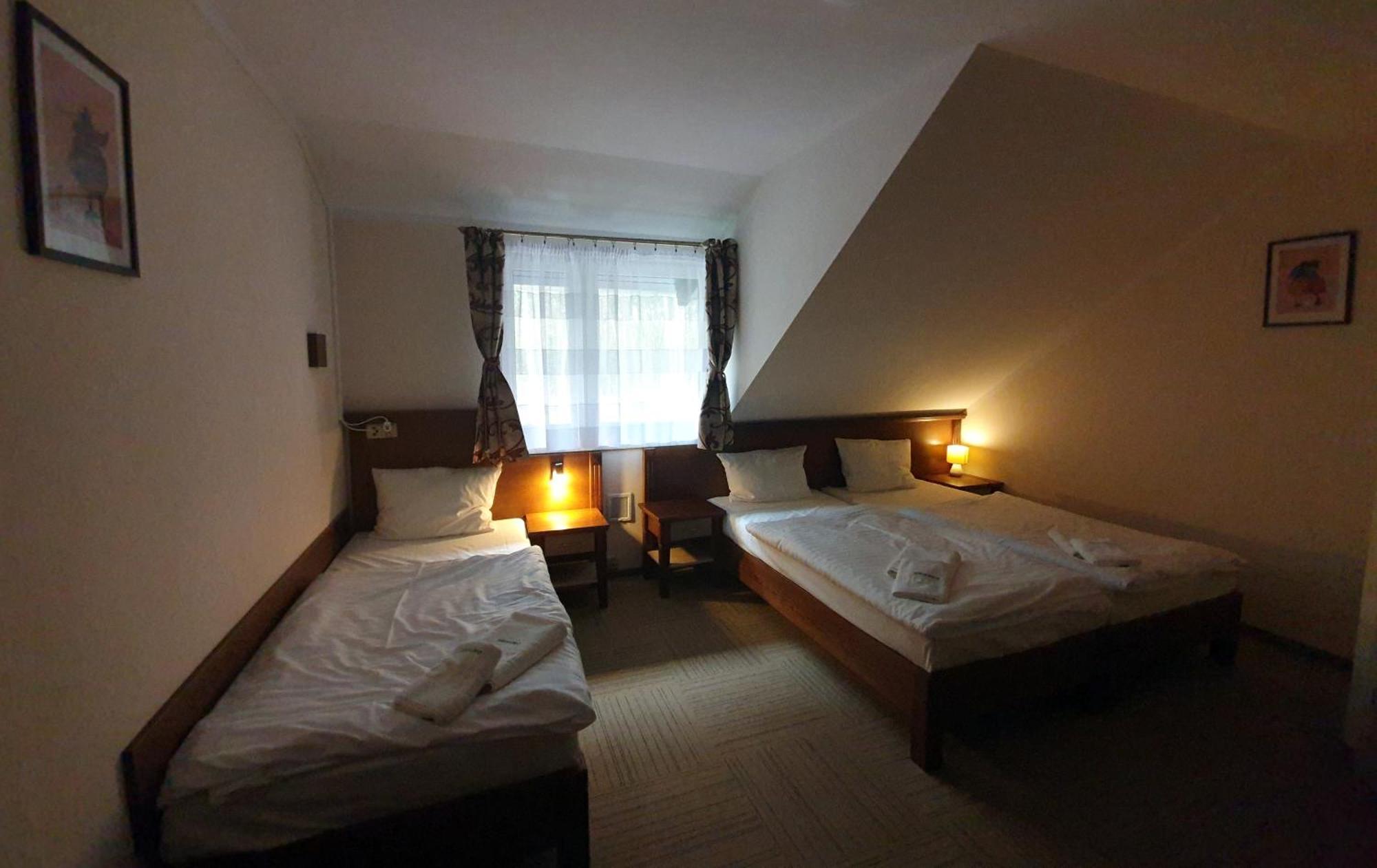 Pensjonat Lesniczowka Słubice Cameră foto